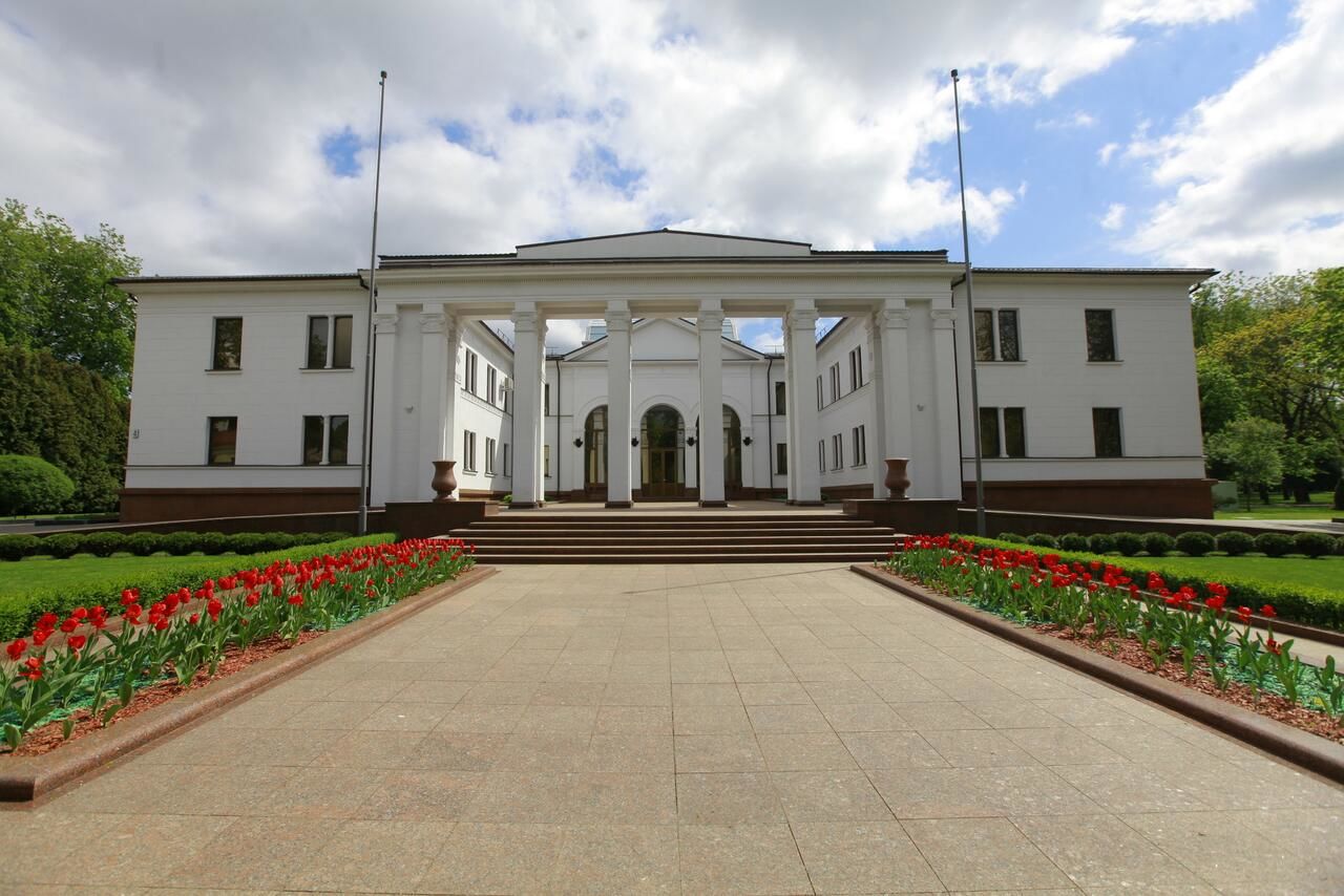 Гостевой дом VIP Apartments Dipservice Hall Минск