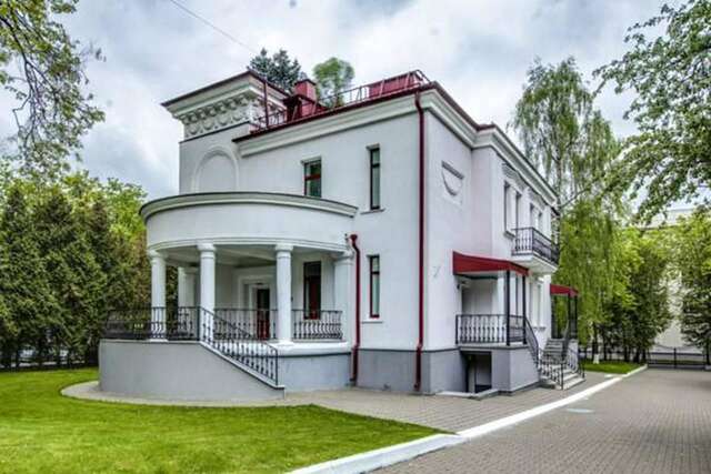 Гостевой дом VIP Apartments Dipservice Hall Минск-3